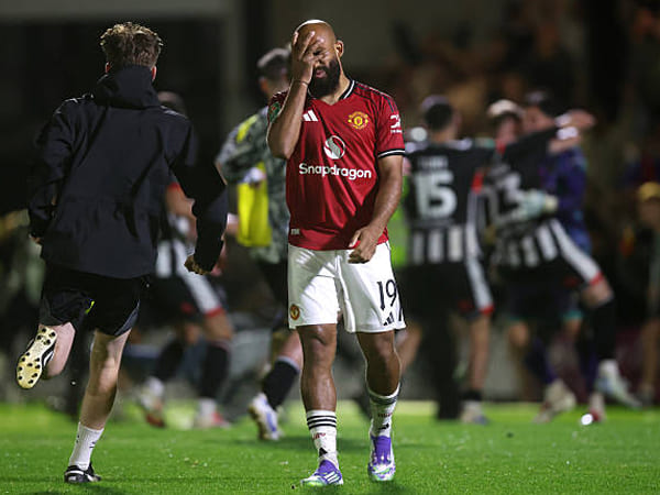 Memalukan! Kalah dari Grimsby Town, Man United Tersingkir di Carabao Cup