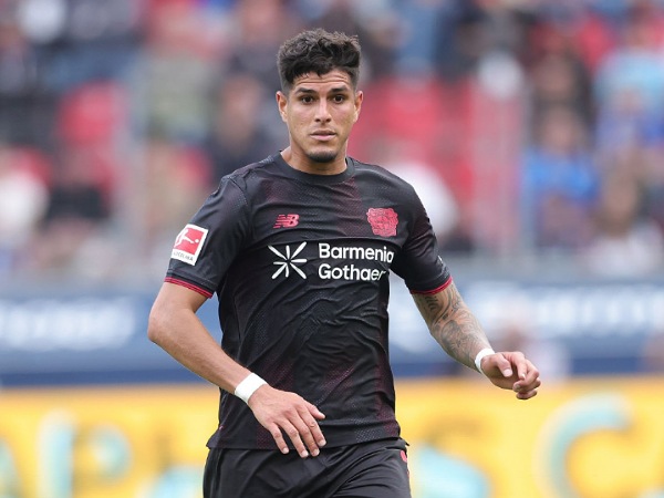 Arsenal berusaha merekrut Piero Hincapie dari Bayer Leverkusen