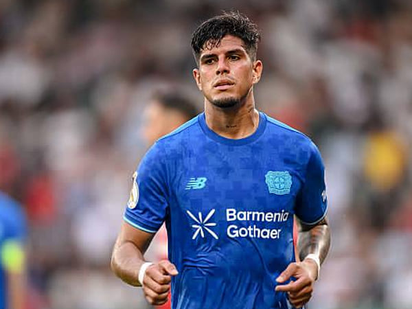 Arsenal Perlu Jual Pemain Sebelum Rampungkan Transfer Piero Hincapie