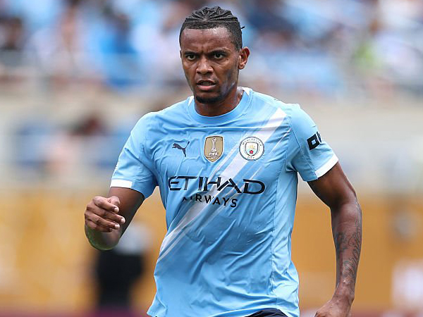 Manuel Akanji.