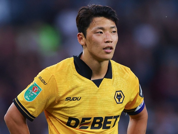 Hwang Hee-chan masih dibutuhkan oleh Vitor Pereira di Wolves
