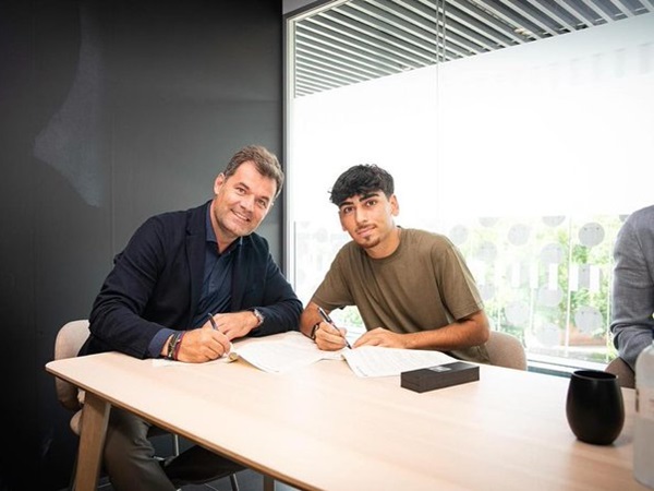 Barcelona Menambah Daftar Pemain Muda Berbakat di La Masia