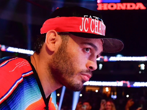 Julio Cesar Chavez Jr Bebas Dari Penjara di Meksiko Sambil Tunggu Sidang