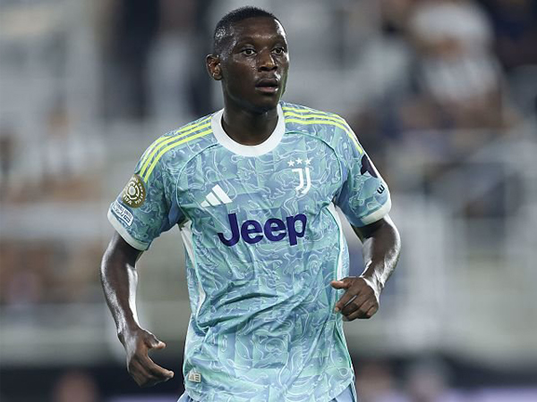 Juventus Siapkan Dana Besar untuk Tuntaskan Transfer Randal Kolo Muani