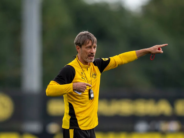 Pelatih Borussia Dortmund
