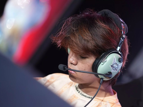 Qinn Senang Antarkan Dewa United Esports Tekuk NAVI
