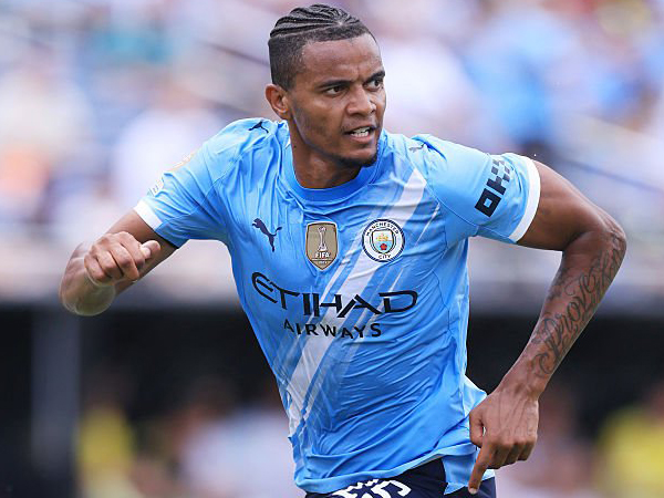 Manuel Akanji.
