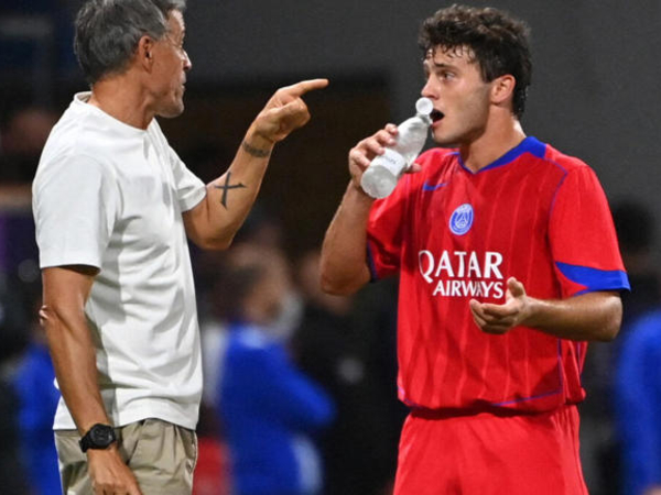 Luis Enrique dan Joao Neves