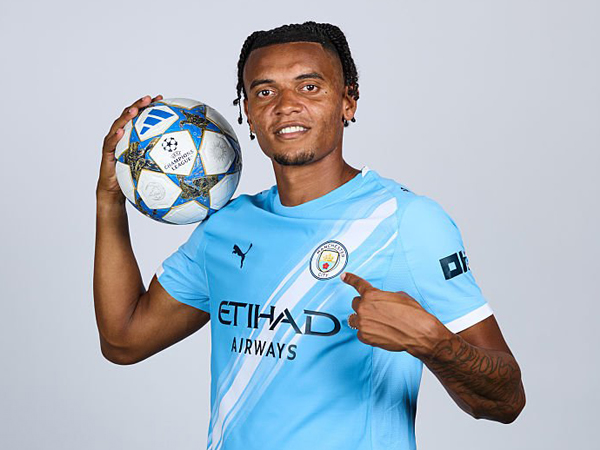 Manuel Akanji.