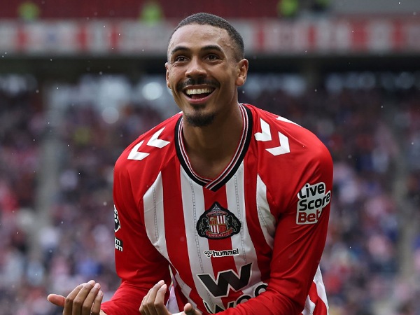 Striker Sunderland, Wilson Isidor