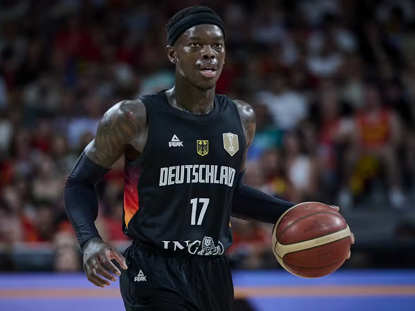 Dennis Schroder bicara soal perlakuan rasisme yang didapatinya di FIBA Eurobasket 2025.