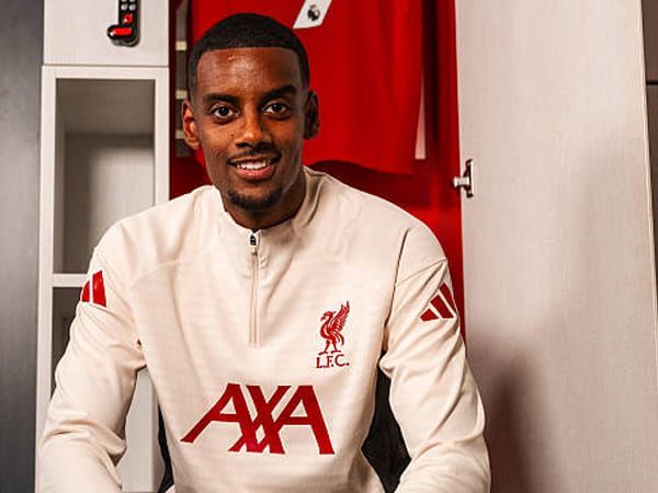 5 Hal dari Wawancara Pertama Alexander Isak Sebagai Pemain Liverpool