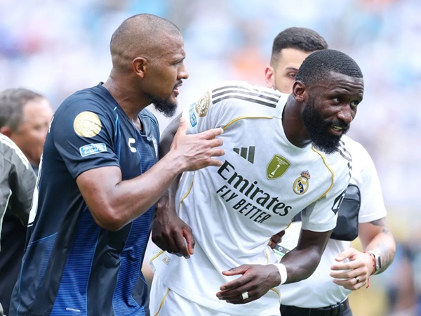 Antonio Rudiger Minta Maaf ke De Burgos Usai Insiden di Piala Raja Spanyol