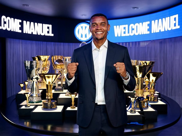 Manuel Akanji.