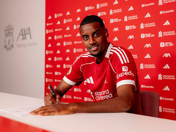 Transfer ke Liverpool Cukup Rumit, Alexander Isak Butuh Waktu untuk Pulih