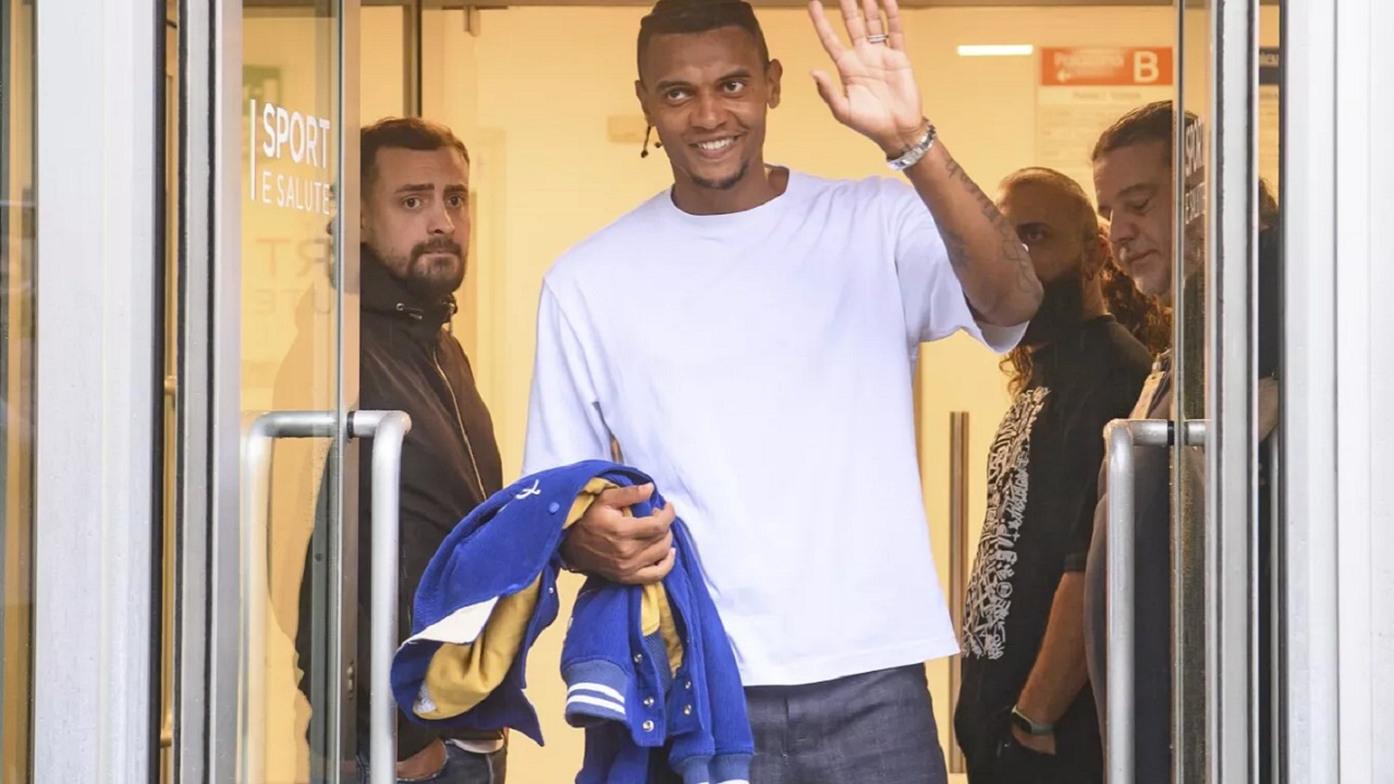 Manuel Akanji