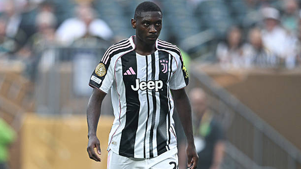 Juventus Batal Rekrut Randal Kolo Muani, Paris Saint-Germain Kecewa Berat