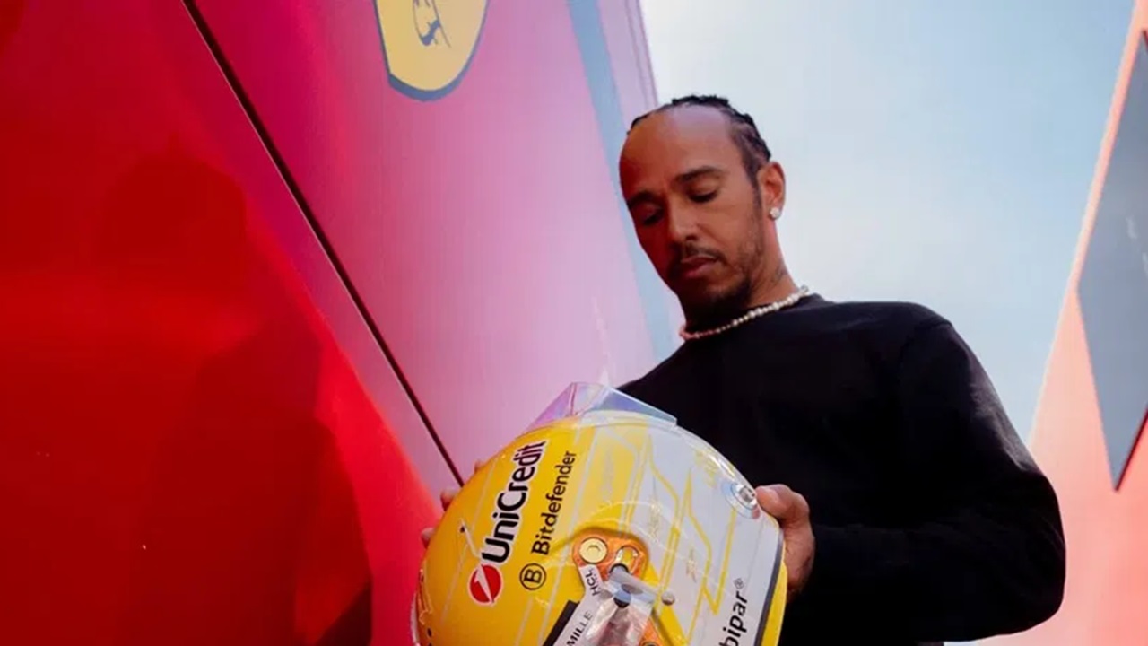 Lewis Hamilton Akan Mengenakan Helm Khusus Jelang GP Italia