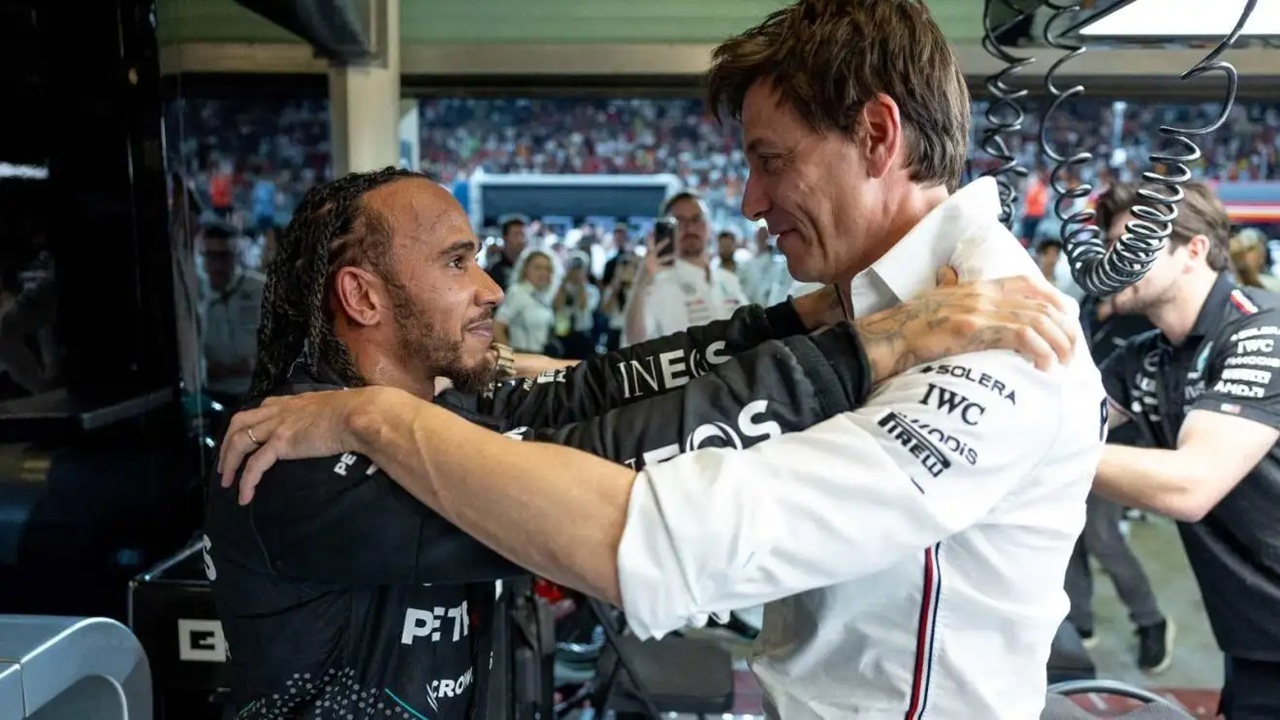 Mercedes, Toto Wolff, Ferrari, Lewis Hamilton
