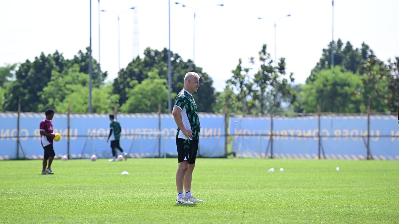 Pelatih kiper Persib, Mario Jozic