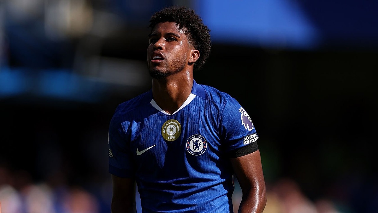 Gelandang muda Chelsea, Andrey Santos