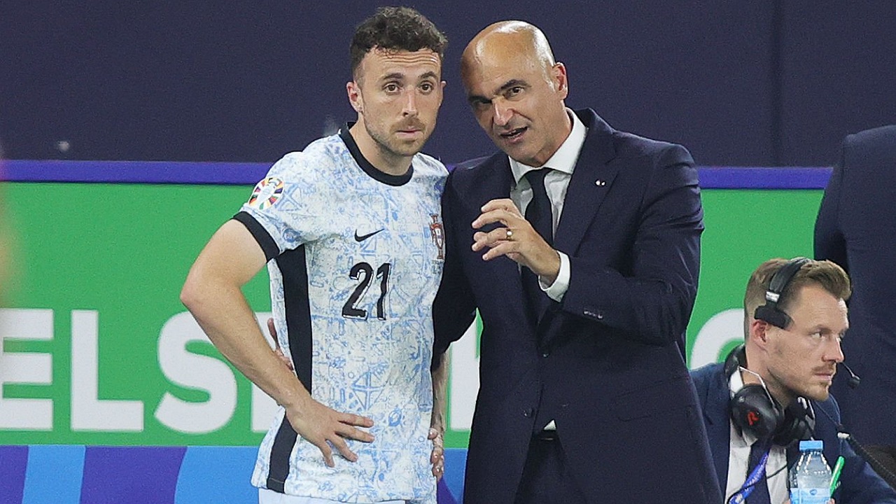 Diogo Jota dan pelatih Portugal, Roberto Martinez