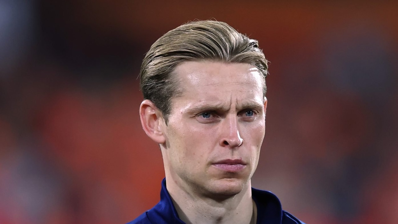 Frenkie de Jong Akan Menjalani Tes pada Hari Senin