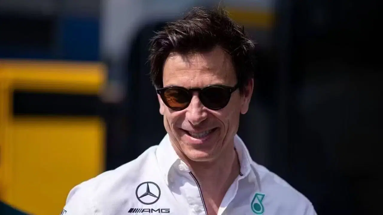 Toto Wolff angkat bicara soal masa depannya sebagai prinsipal tim.