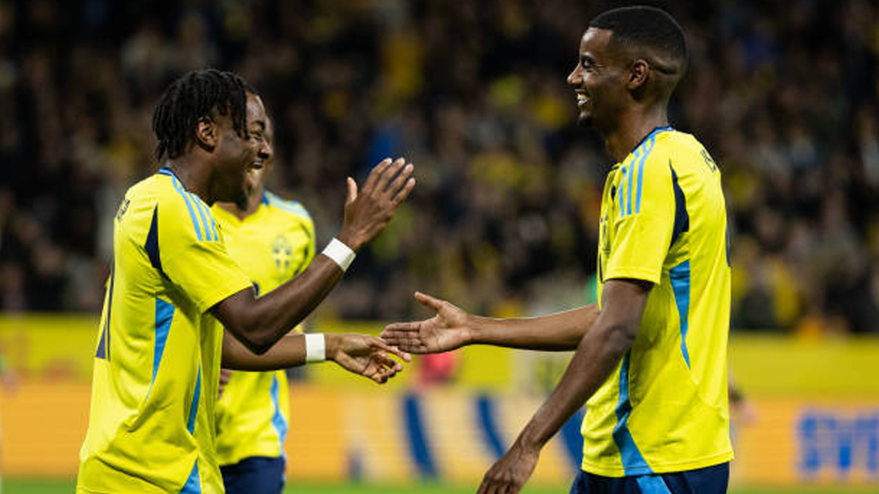 Anthony Elanga Hormati Keputusan Alexander Isak Gabung Liverpool