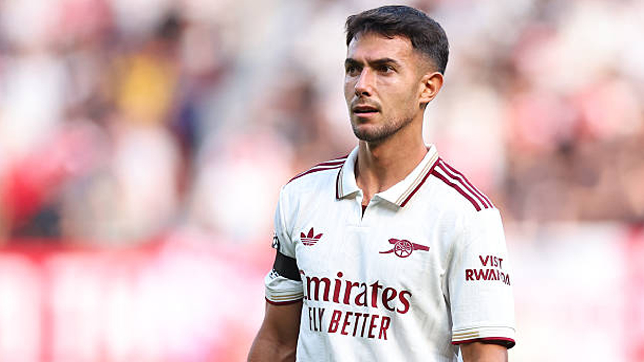 Arne Slot Buka-bukaan Soal Gagalnya Transfer Martin Zubimendi
