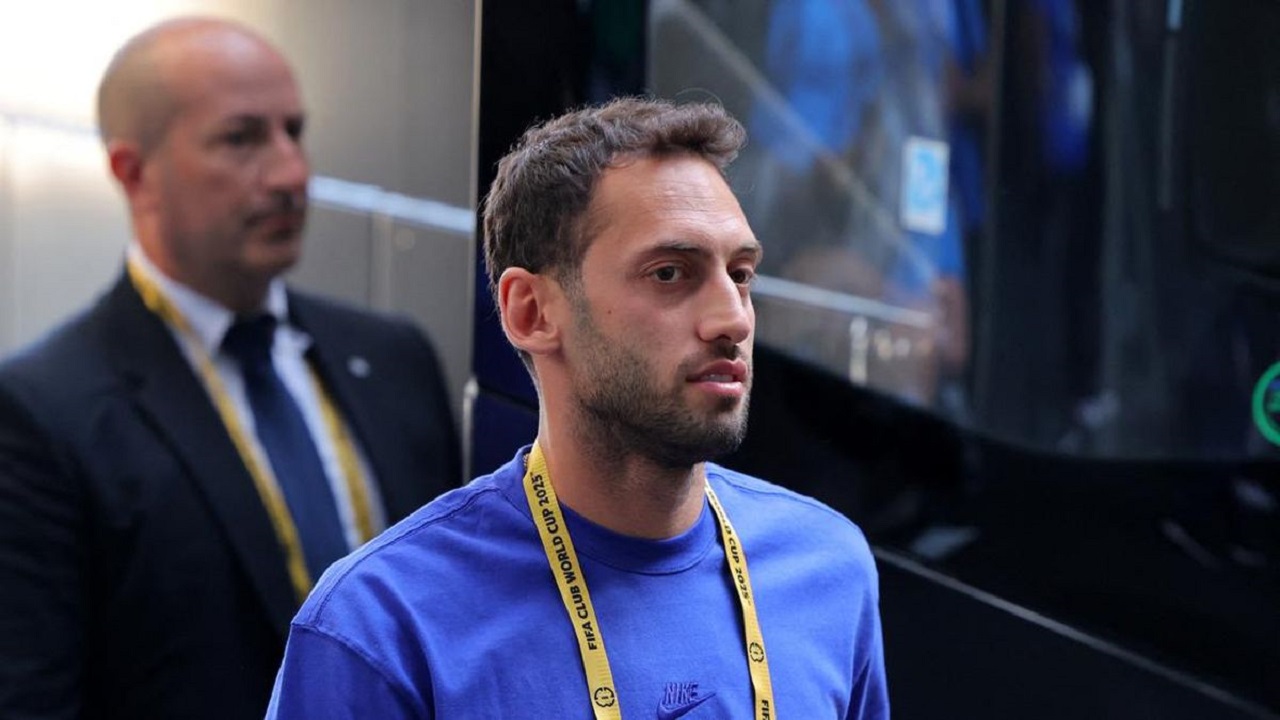 Hakan Calhanoglu