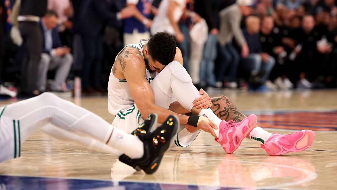 Jayson Tatum bicara soal penyembuhan cederanya yang panjang.