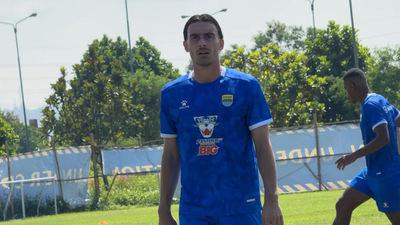 Striker baru Persib, Andrew Jung