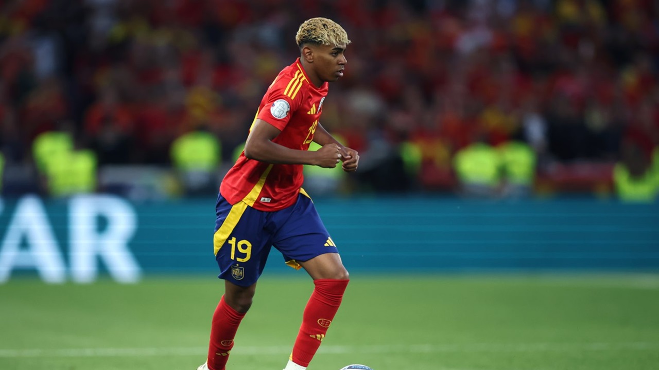 Lamine Yamal Kehilangan Pasportnya Saat Meninggalkan Stadion