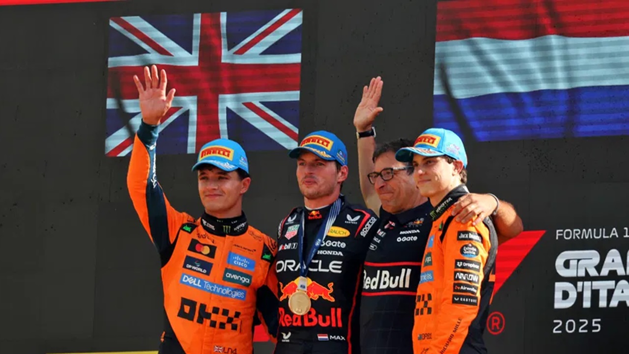 Max Verstappen Tolak Komentari Masalah di McLaren