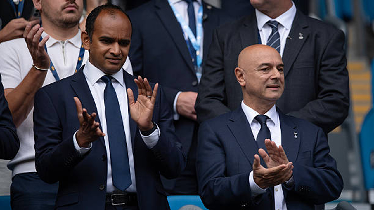 Pasca Kepergian Daniel Levy, Vinai Venkatesham Ambil Alih Tottenham?