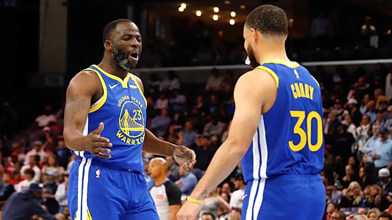 Steph Curry Menjelaskan Telepatinya dengan Draymond Green