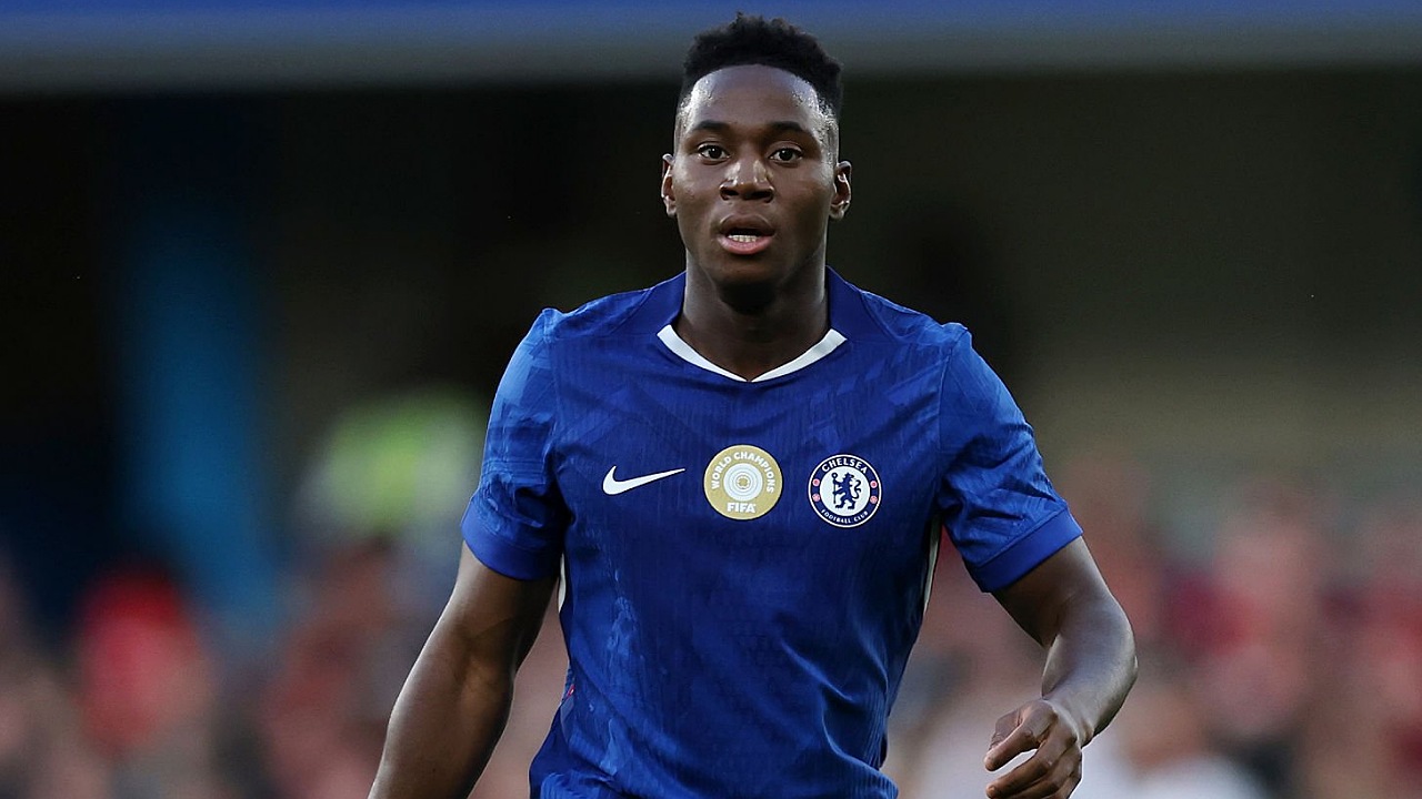 Gelandang muda Chelsea, Dario Essugo