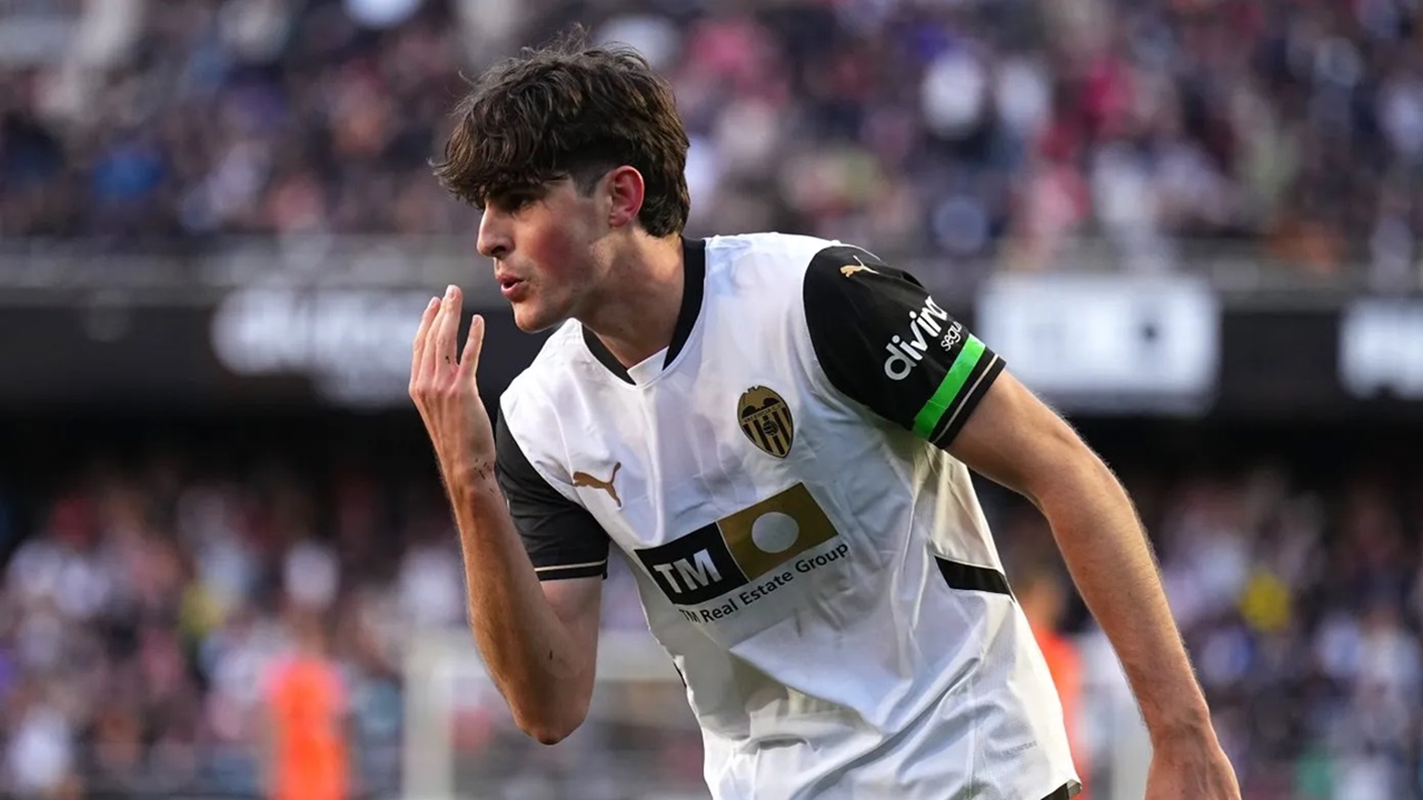 Real Madrid Terus Memantau Perkembangan Gelandang Muda Valencia