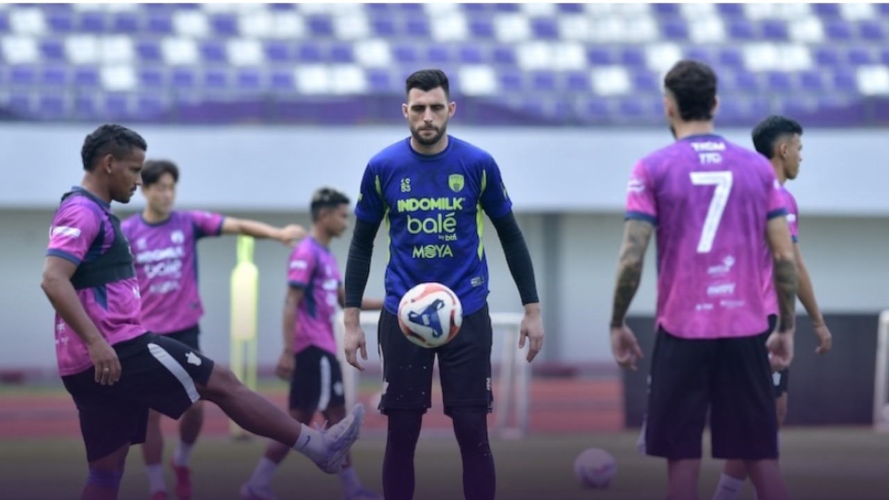 Latihan Persita Tangerang di jeda internasional