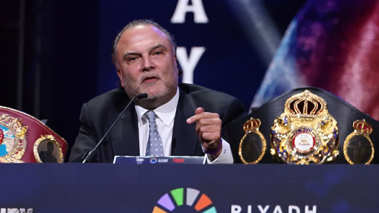 Richard Schaefer dikenal sebagai salah satu tokoh paling berpengaruh dalam dunia tinju. (Foto: Fight TV)
