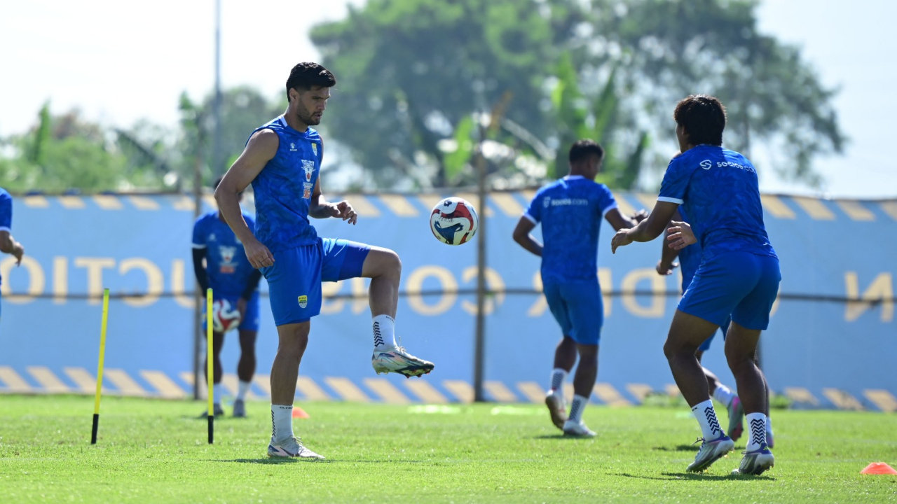 Bek Persib, Julio Cesar