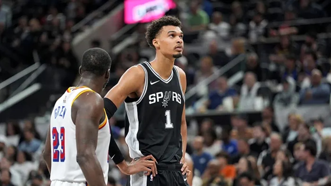Legenda NBA Desak Spurs untuk Melindungi Wembanyama