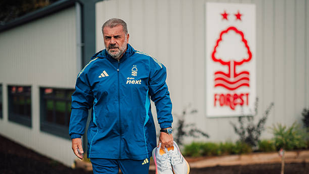 Ange Postecoglou dan Tantangan Menjaga Cinta Suporter Nottingham Forest