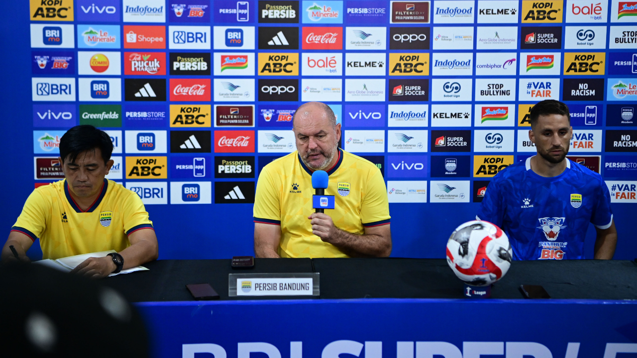 Pelatih Persib, Bojan Hodak