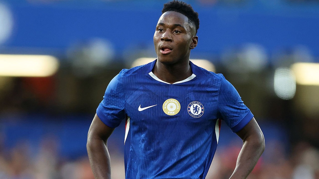 Gelandang muda Chelsea, Dario Essugo
