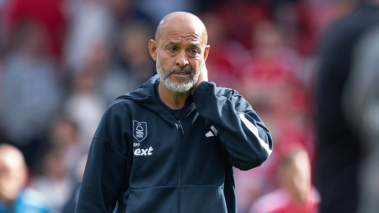 Darren Bent mengomentari pemecatan terhadap Nuno Espirito Santo