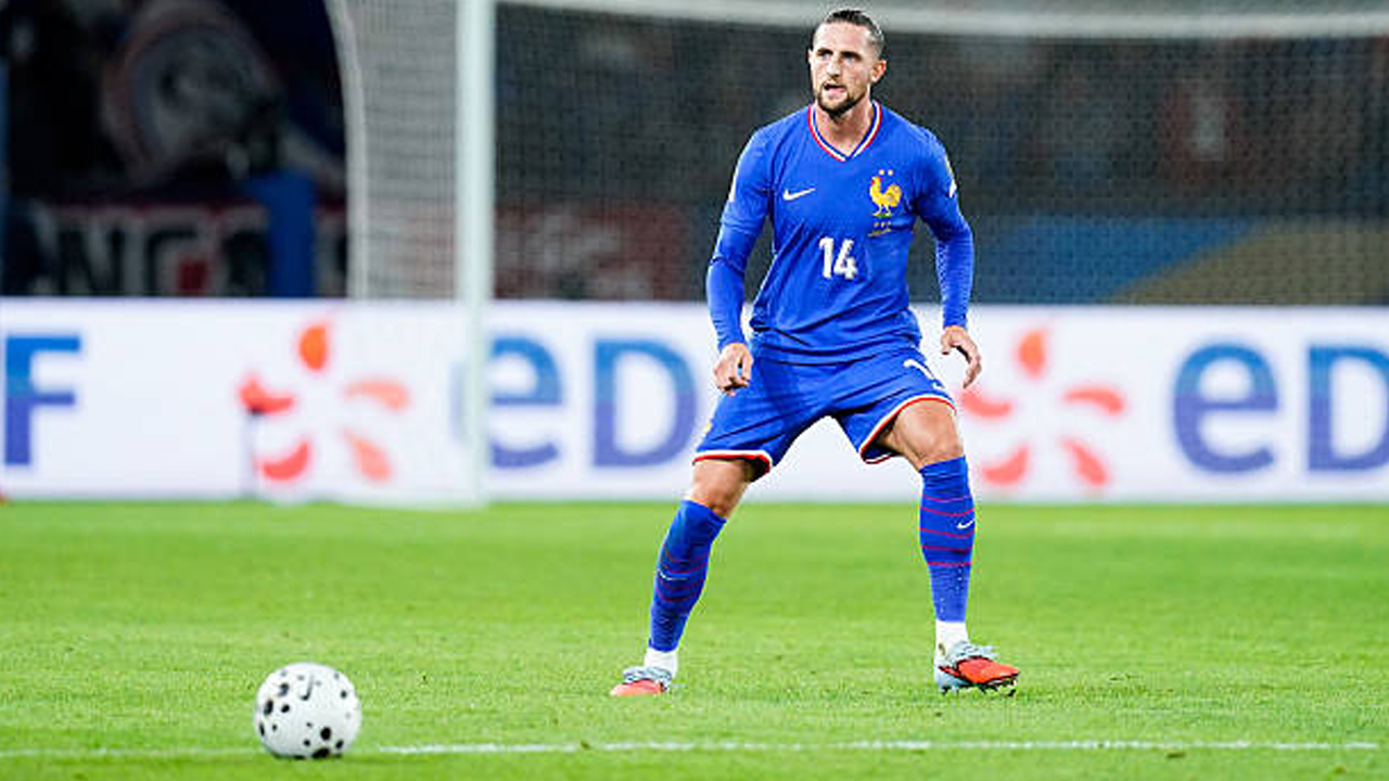 Ini Alasan Adrien Rabiot Pilih AC Milan Menurut Sang Ibu