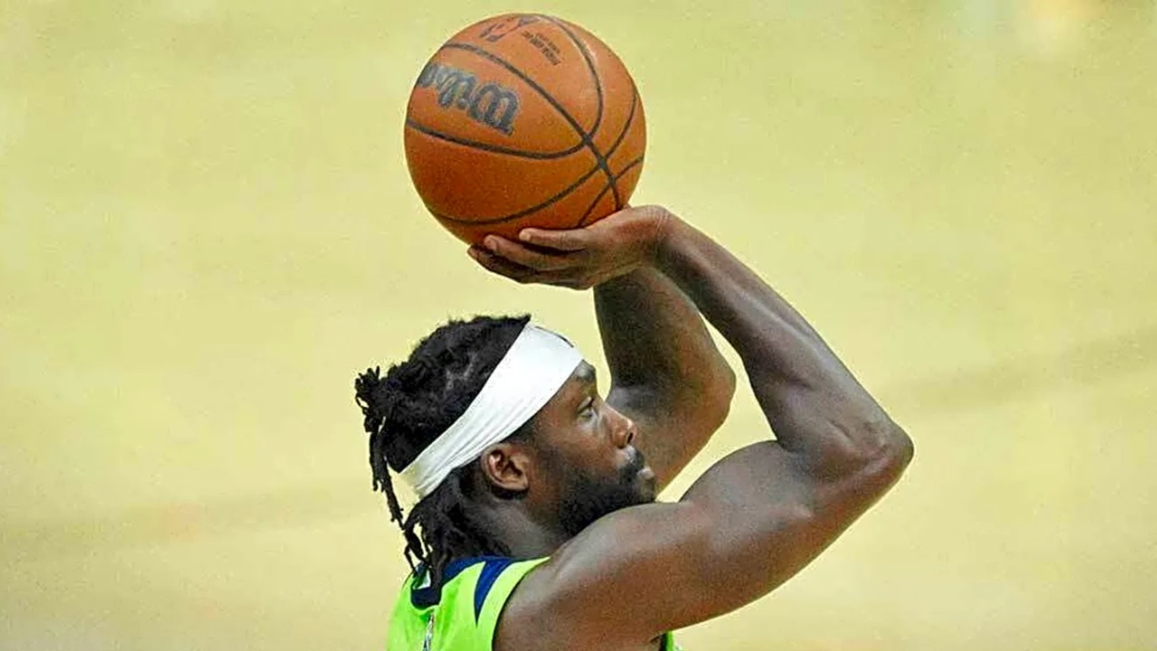 Patrick Beverley Klaim Nyaris Bereuni dengan Houston Rockets