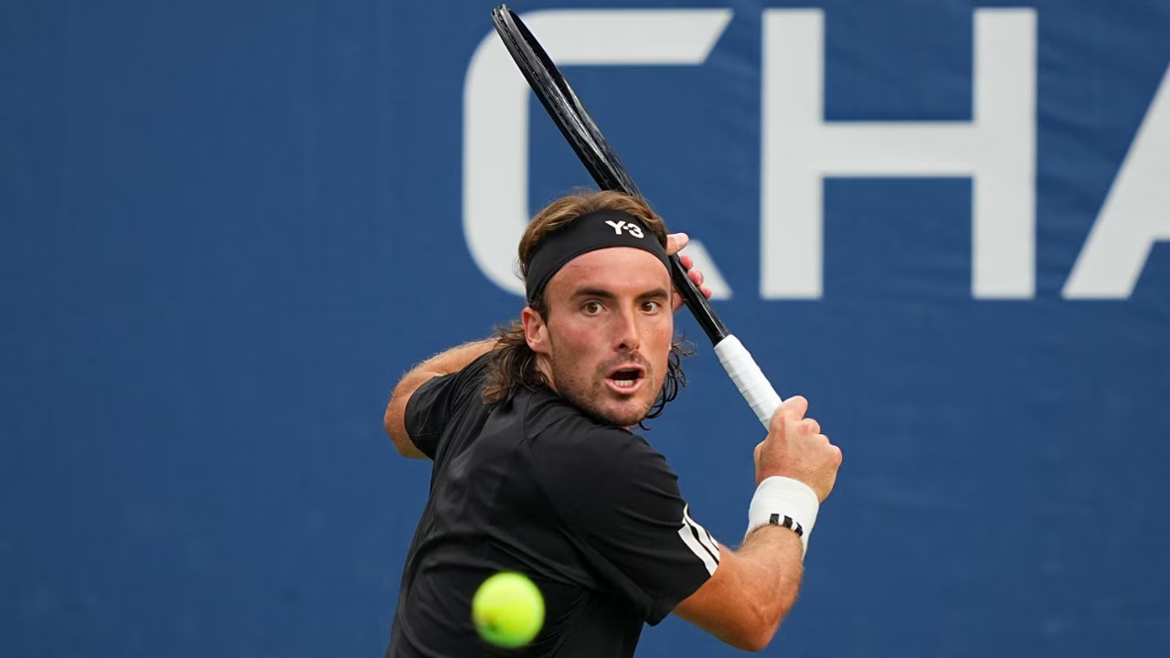 Stefanos Tsitsipas Akui Alami Masalah Yang Buat Ia Kesal Di US Open